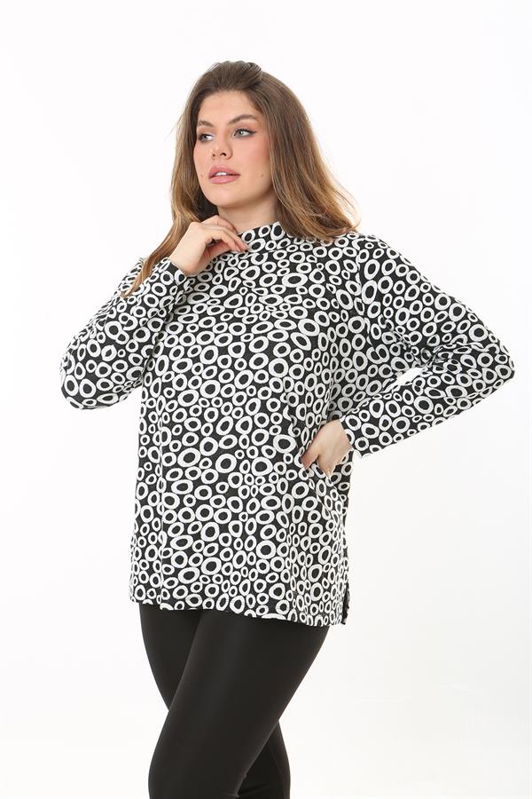 Kadın Büyük Beden Siyah Sıfır Yaka Yan Yırtmaçlı Uzun Kollu Tunik 65N37502