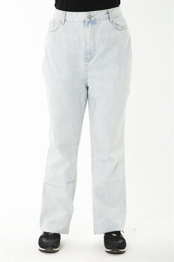 Kadın Büyük Beden Mavi Yıkama Efektli Yüksek Bel Kot Pantolon 65N37246