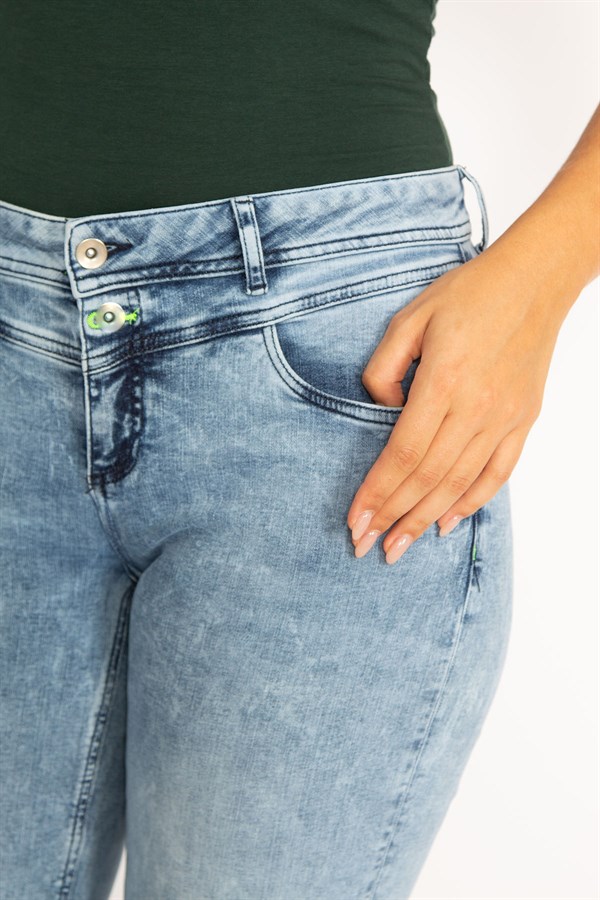 Kadın Mavi Likralı 5 Cep Kot Pantolon 65N34537