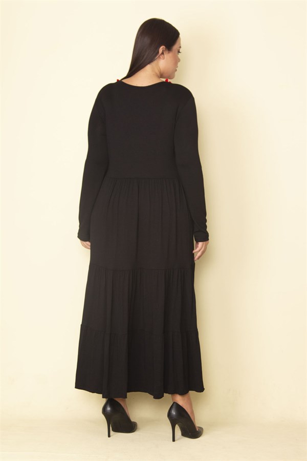 Kadın Kırmızı Yaka Detaylı Belden Büzgülü Katlı Uzun Elbise 65N28082