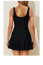 Maillot de bain une robe shorty zippée à bretelles en lycra avec coussinets de poitrine