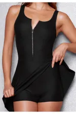 Maillot de bain une robe shorty zippée à bretelles en lycra avec coussinets de poitrine