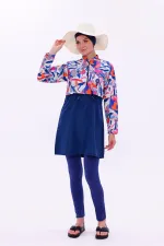 Maillot de bain une pièce imperméable de type parachute, avec leggings et double bonnet.