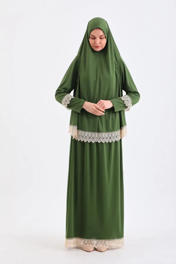 İKİ PARÇA ETEKLİ KAYMA YAPMAZ NAMAZ ELBİSESİ