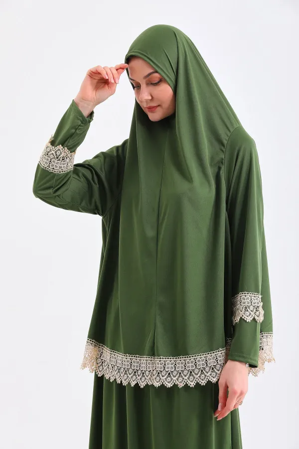 İKİ PARÇA ETEKLİ KAYMA YAPMAZ NAMAZ ELBİSESİ