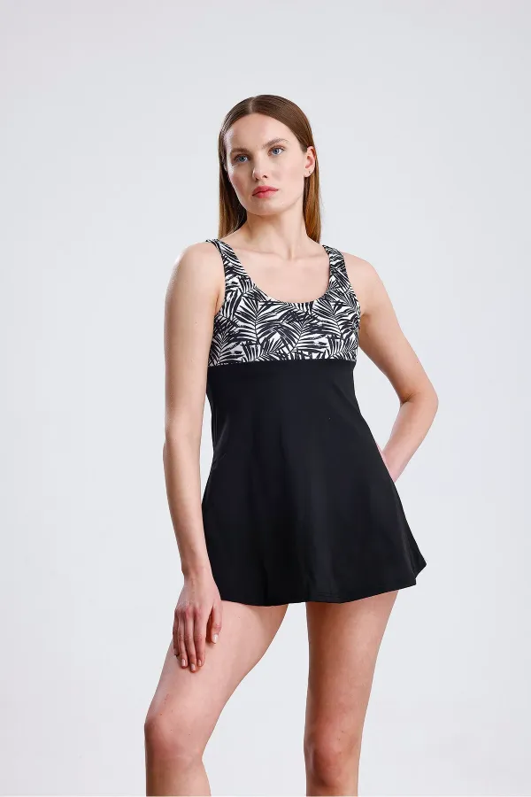 Maillot de bain une pièce short en lycra avec coussinets de poitrine, noir/marine, short