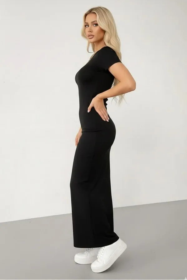 Siyah Kısa Kollu Vücuda Oturan Likralı Özel Kumaş Maxi Elbise