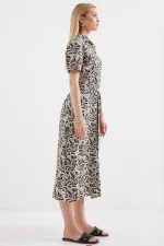 Robe courte en viscose à manches courtes 2213 - Noir