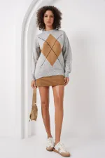 15895 Baklava Pattern Oversize Knit Sweater - Grey