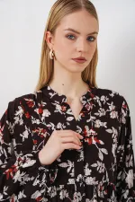 Kadın Desenli Uzun Tesettür Elbise 2585 - Beyaz - Kahve