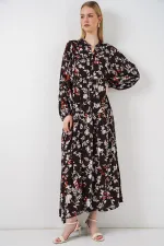 Kadın Desenli Uzun Tesettür Elbise 2585 - Beyaz - Kahve