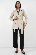 Trench-coat court ceinturé pour femme 5982 - Beige