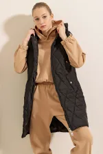 5140 Kapşonlu Uzun Şişme Yelek - Düz Siyah