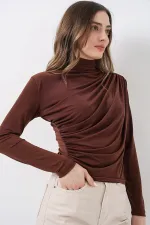 925 Büzgü Detaylı Sandy Bluz - A.Kahve