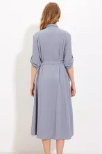 Robe-chemise grise ceinturée pour femme 2442