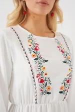 Kadın Nakışlı Uzun Tesettür Elbise 2550 - Beyaz