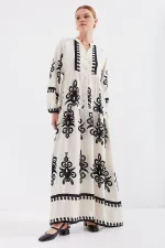 Robe hijab à motifs authentiques 2423 - Taille M, couleur crème