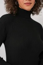15896 Turtleneck Knit Sweater - Black