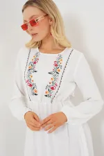 Kadın Nakışlı Uzun Tesettür Elbise 2550 - Beyaz