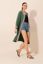 Kimono long brodé en maille 5865 - Vert émeraude