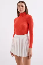 Pull à col roulé en maille orange 10311