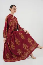 Robe hijab bordeaux à motifs dorés 2423