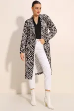 5853 Patterned Double-Breasted Trench Coat - C. Black