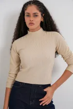 922 Taşlı Body - Bisküvi