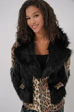 Manteau en fourrure pelucheuse 5209 - Noir