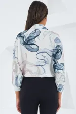 Chemise courte fluide oversize en satin pour femme 906 - Indigo