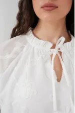 Robe courte à motifs pour femme 2528 - Blanche