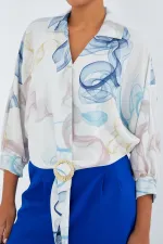 Chemise courte fluide oversize en satin pour femme 906 - Bleu