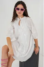 Robe courte à motifs pour femme 2528 - Blanche