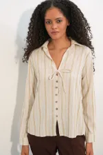 Chemise rayée en lin à lacets pour femme 995 - Écru