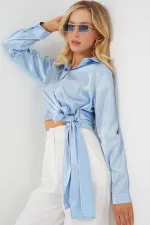 Chemise satinée à manches longues pour femme avec fermeture à nouer 20287 - Bleu