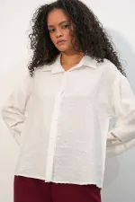 Kadın Oversize Desenli Gömlek 20379 - Beyaz Kadın Oversize Desenli Gömlek 20379 - Beyaz