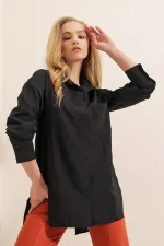 Chemise boyfriend boutonnée au dos 3952 - Noire