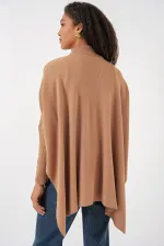 15783 Yırtmaçlı Panço Kazak - Bisküvi