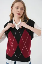 15914 V Yaka Triko Süveter - D. Siyah