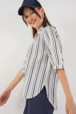 Chemise rayée à manches courtes pour femme 20345 - Bleu marine clair