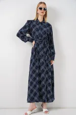 Kadın Boydan Düğmeli Uzun Tesettür Elbise 2588 - Lacivert