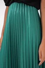 Jupe plissée aspect cuir 8009 - Verte