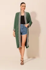 Kimono long brodé en maille 5865 - Vert émeraude