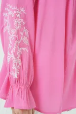 Chemisier brodé en maille pour femme 941 - Rose