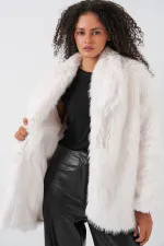 Manteau en fourrure oversize ceinturé pour femme 9156 - Blanc