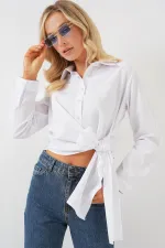 Chemise à manches longues pour femme avec fermeture à boutons et cravate 20325 - Blanche