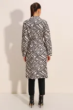 5853 Patterned Double-Breasted Trench Coat - C.White