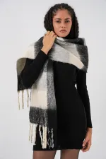 Kadın Yumuşak Dokulu Kalın Şal Atkı 15951 - A.Siyah