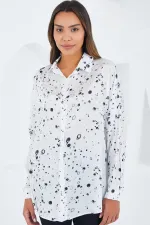Chemise oversize en satin à motifs noirs et blancs pour femme 3985