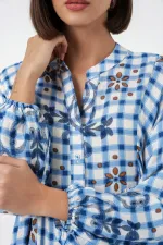 Robe longue hijab à motifs pour femme 2585 - Bleu clair